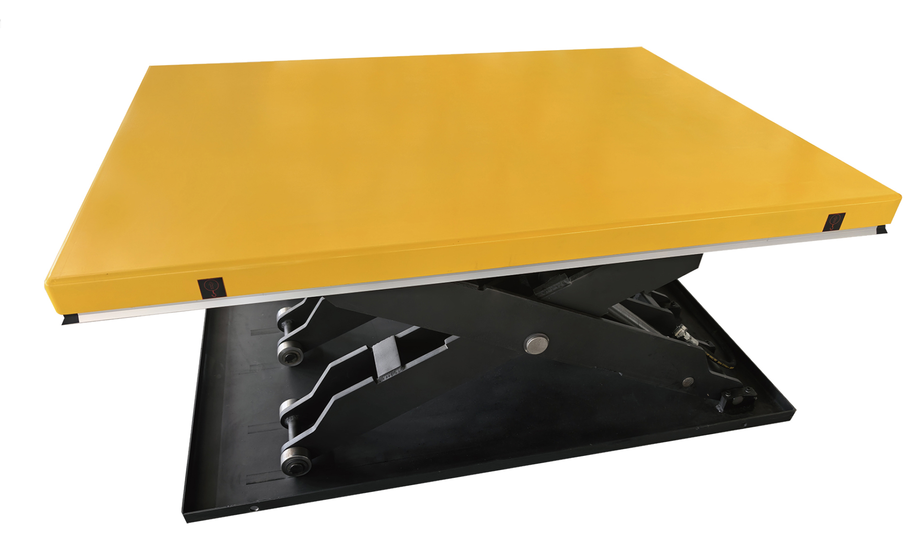 1671709320409354.jpg 12升降平臺(tái)-免挖坑液壓升降平臺(tái).jpg